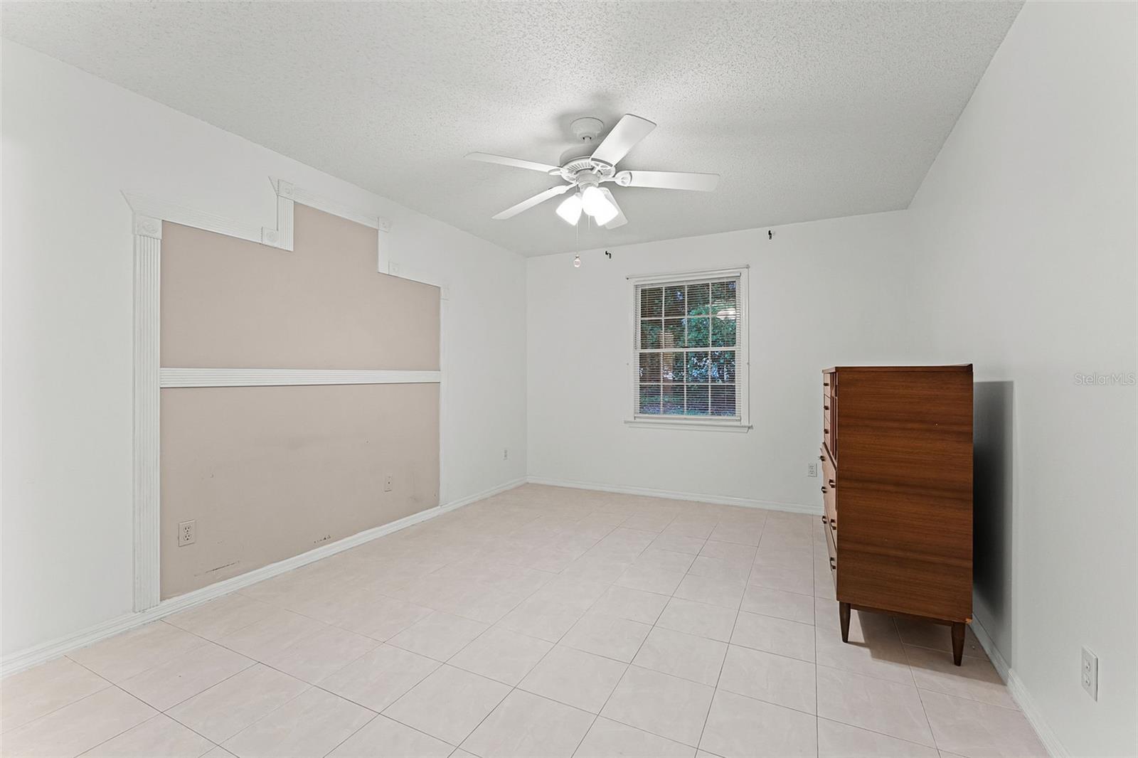 Image 10 of 26 For 1135 Monroe Avenue