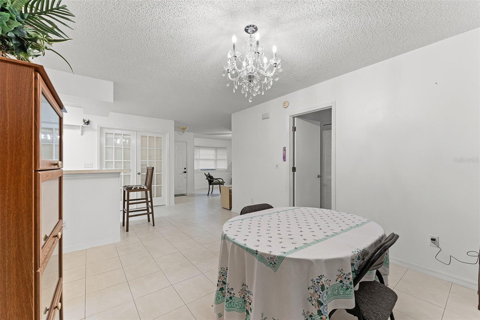 Image 18 of 26 For 1135 Monroe Avenue