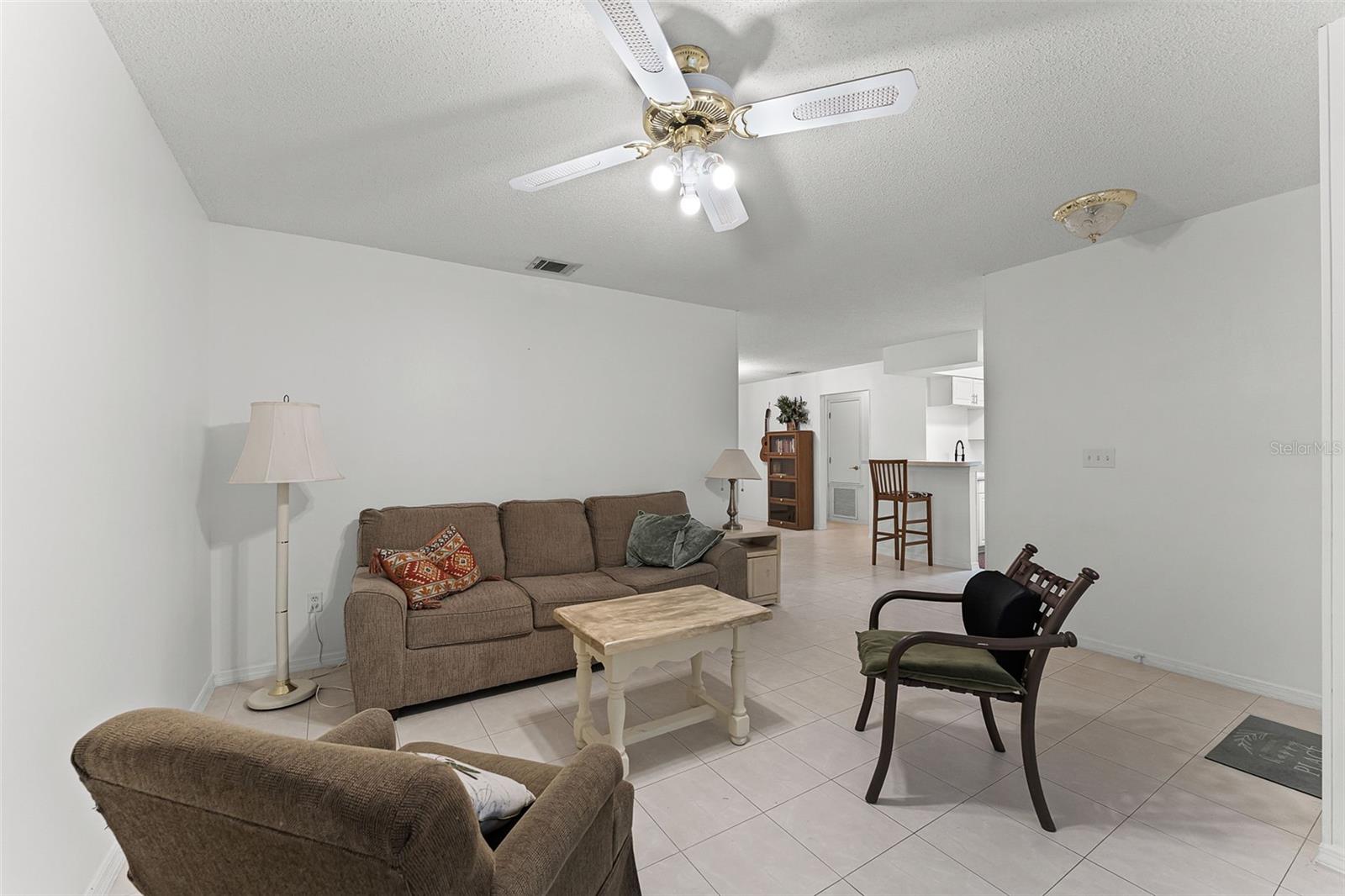 Image 4 of 26 For 1135 Monroe Avenue