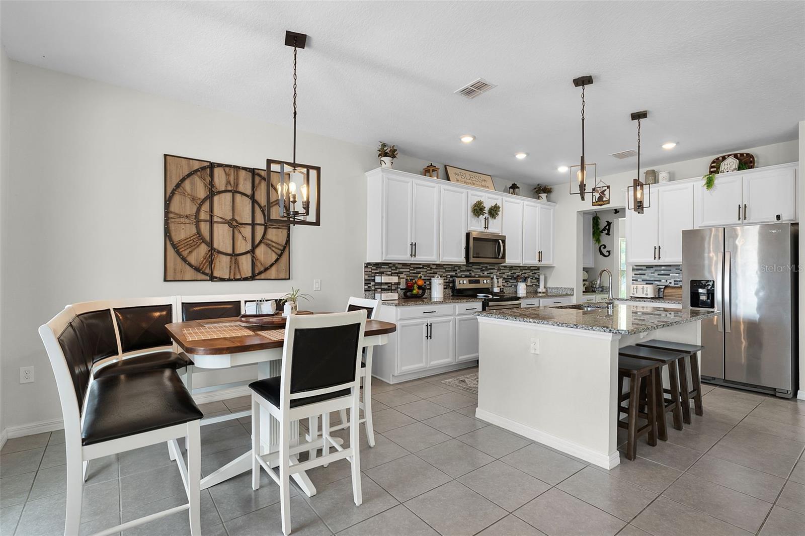 Image 16 of 91 For 3420 Middlebrook Place