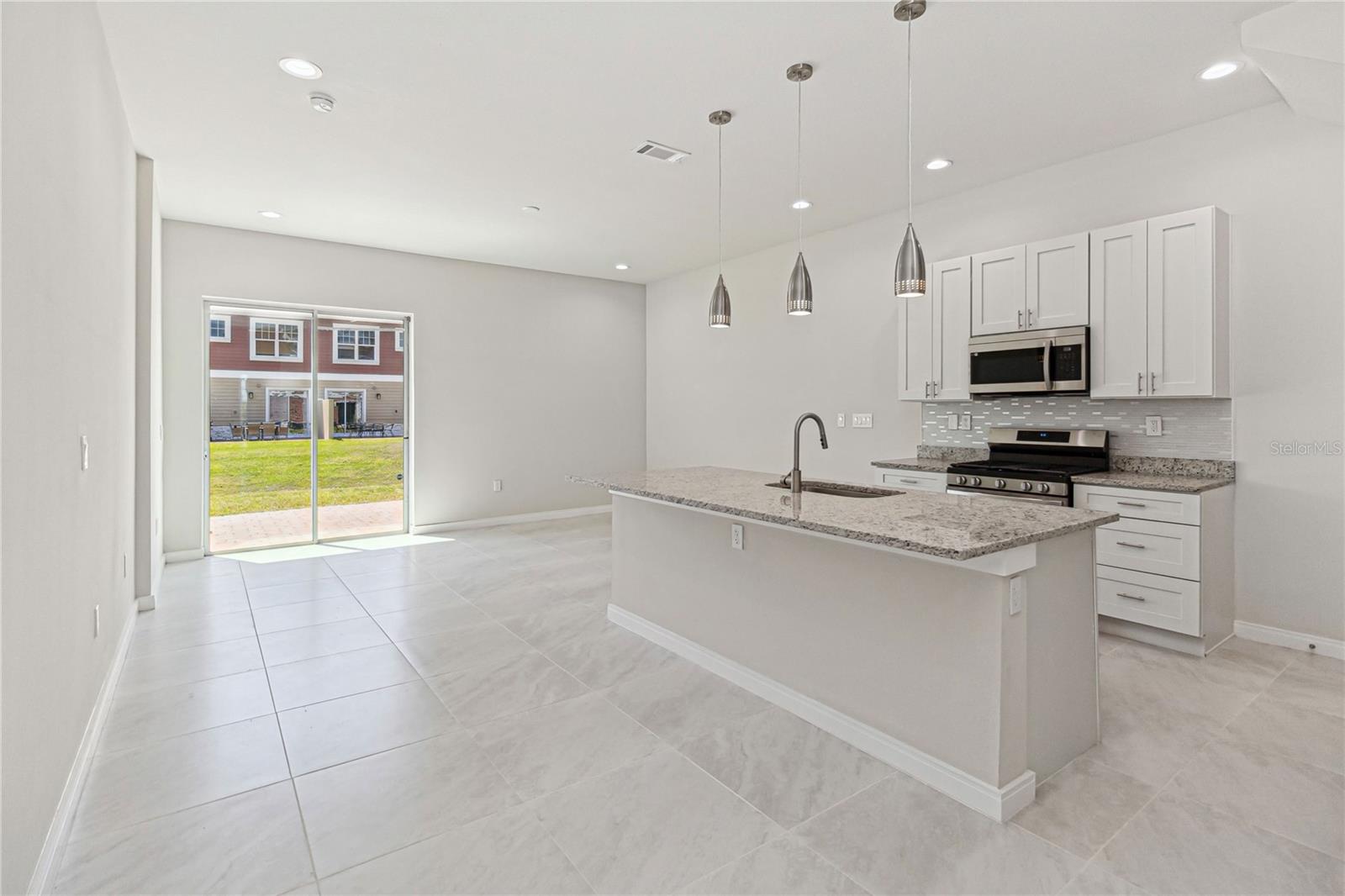 Image 3 of 26 For 7554 Sunflower Circle