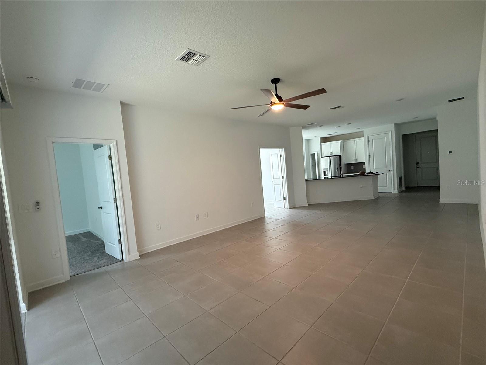 Image 19 of 39 For 3046 Camden Way