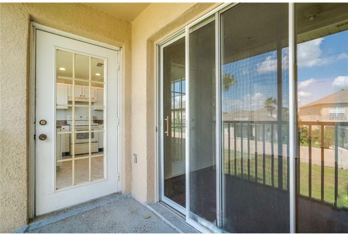 Image 10 of 16 For 13301 Fairway Glen Drive 204