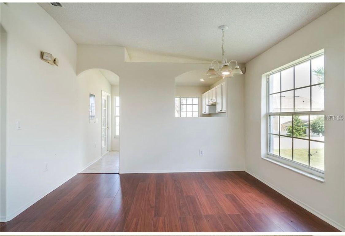 Image 5 of 16 For 13301 Fairway Glen Drive 204