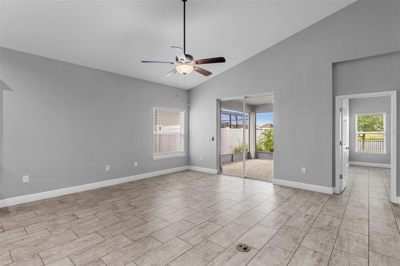 Image 17 of 85 For 3424 Middlebrook Pl
