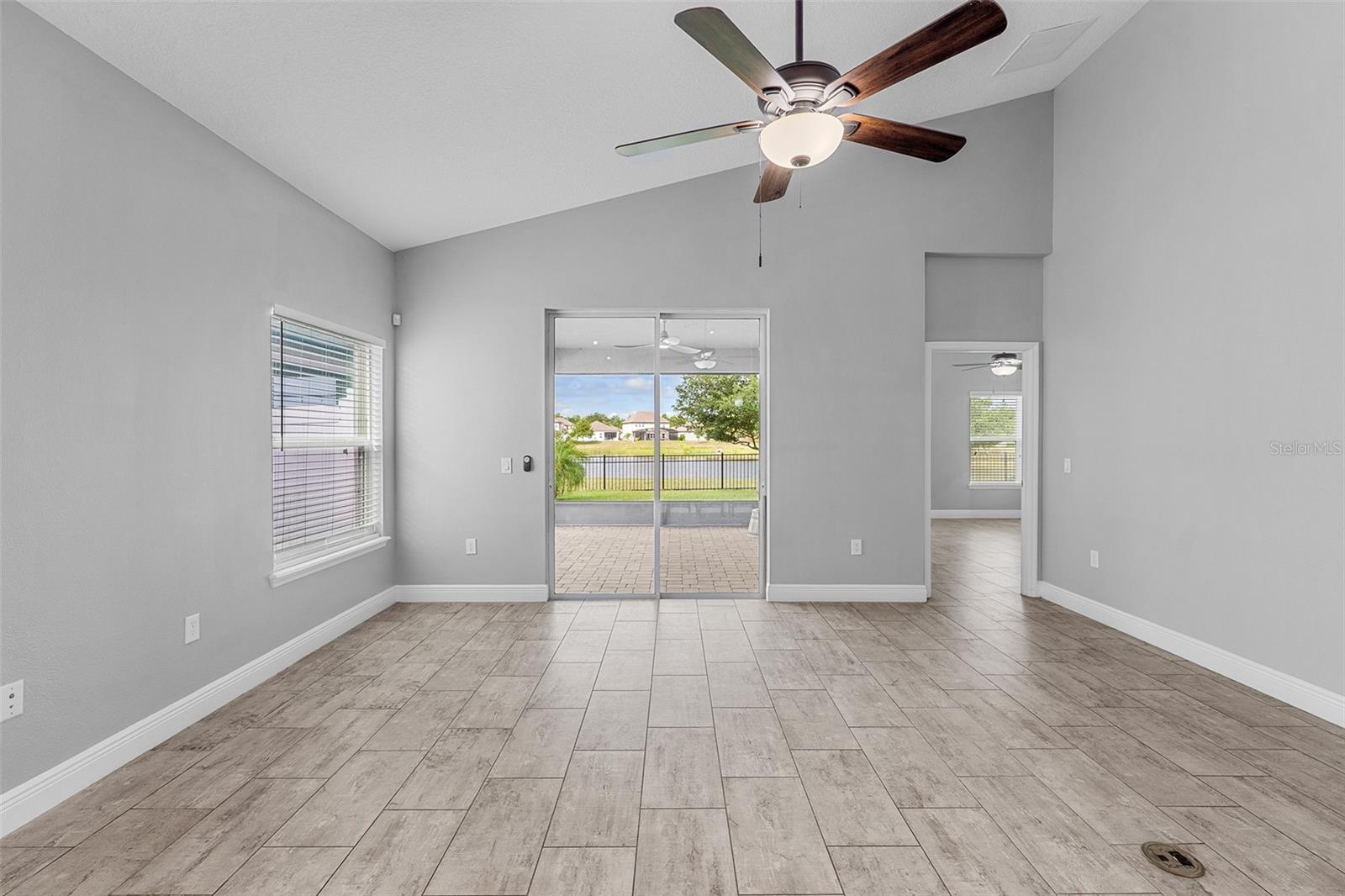 Image 18 of 85 For 3424 Middlebrook Pl