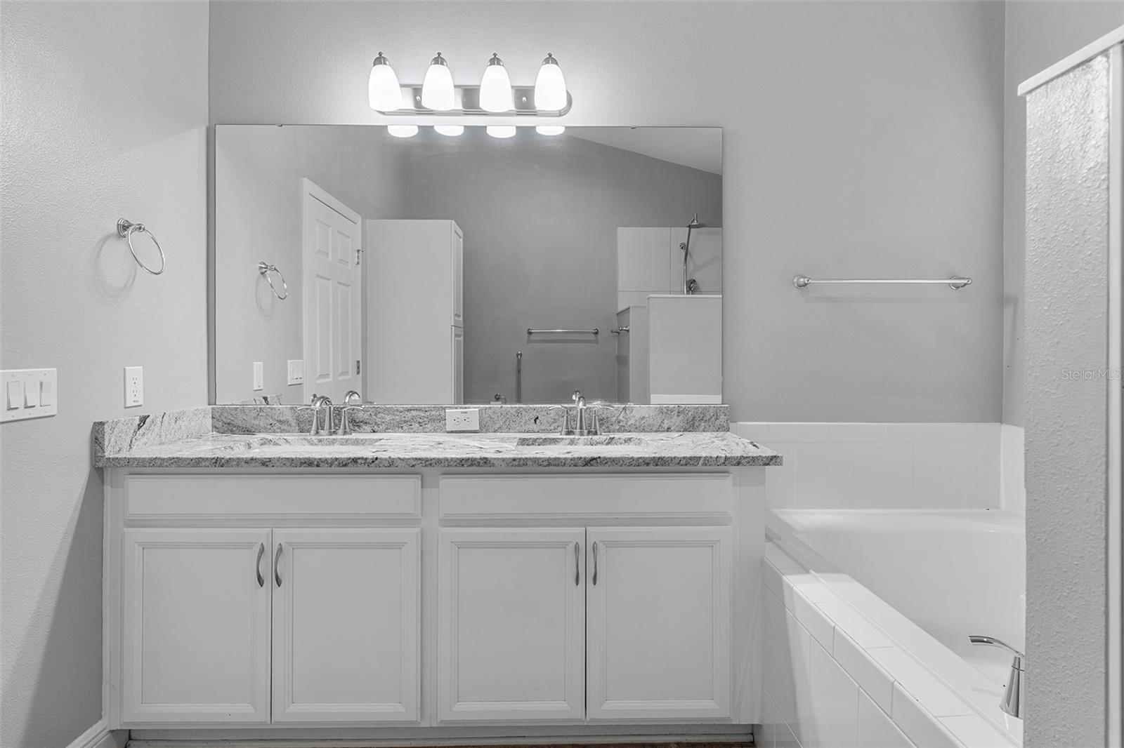 Image 27 of 85 For 3424 Middlebrook Pl