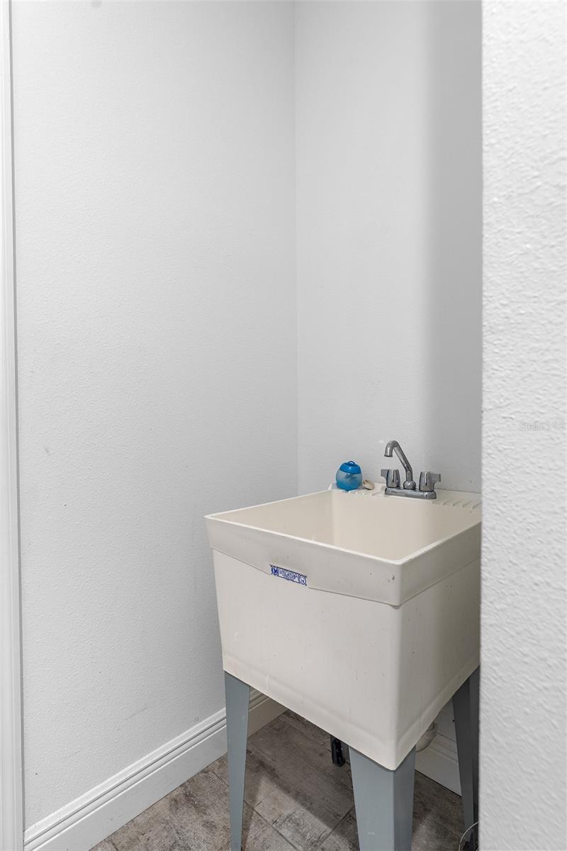 Image 29 of 85 For 3424 Middlebrook Pl