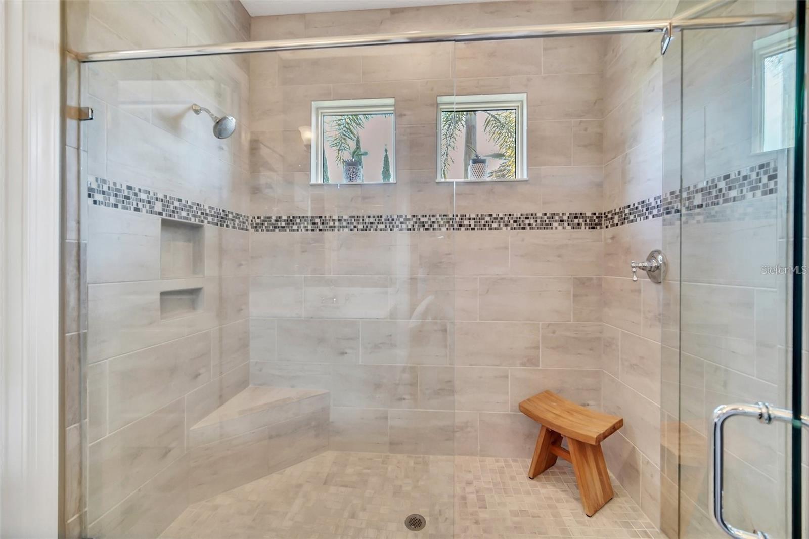 Image 13 of 29 For 10836 Royal Cypress Way