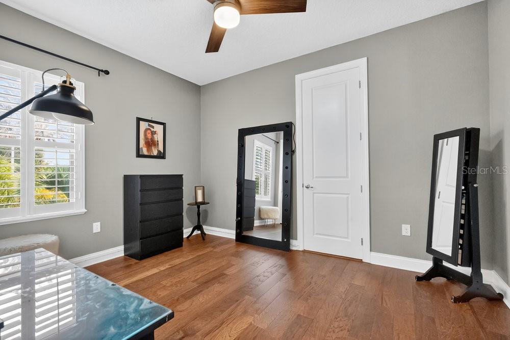 Image 33 of 53 For 10836 Royal Cypress Way