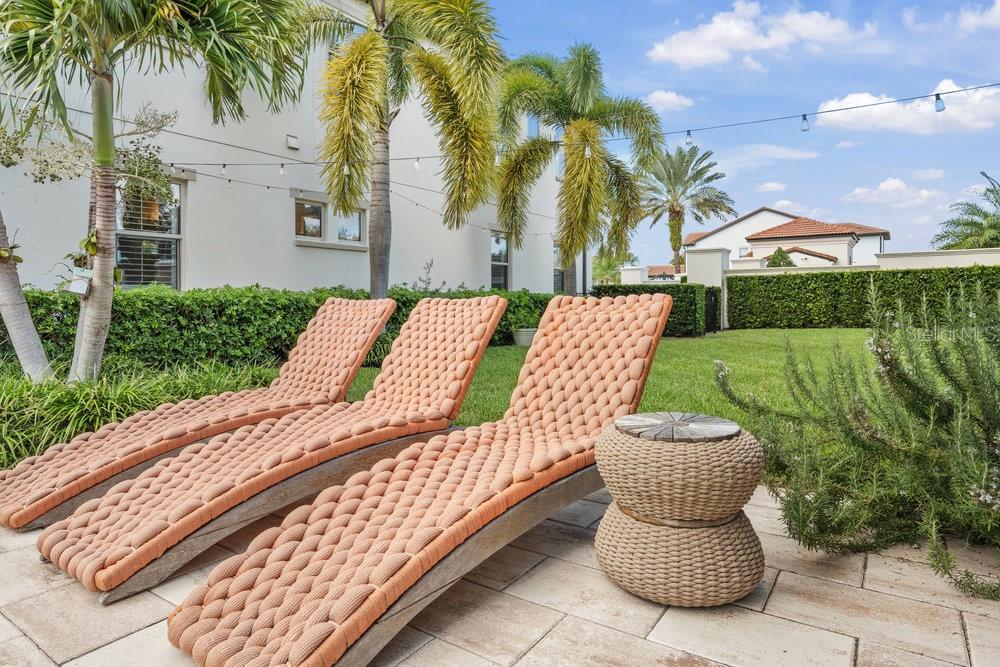 Image 39 of 53 For 10836 Royal Cypress Way