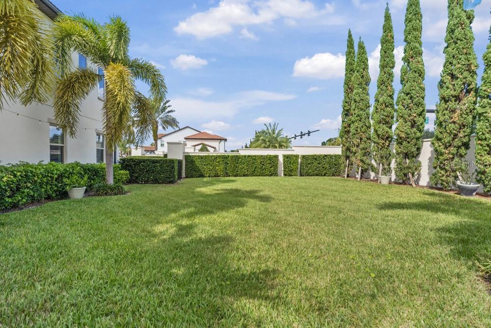 Image 48 of 53 For 10836 Royal Cypress Way