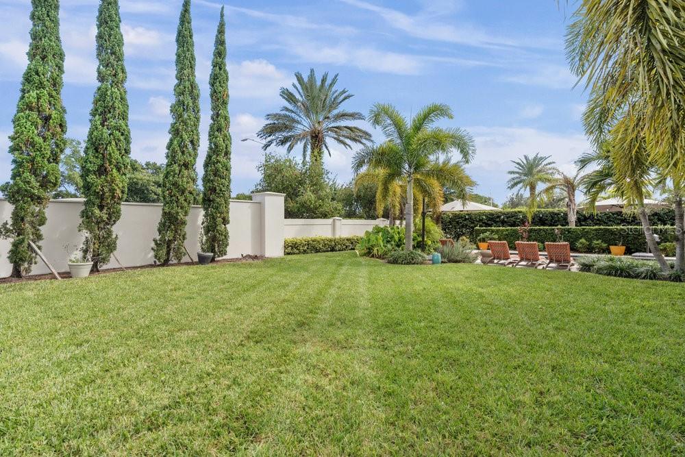 Image 49 of 53 For 10836 Royal Cypress Way