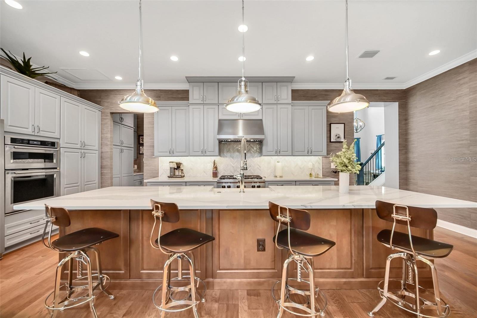 Image 5 of 29 For 10836 Royal Cypress Way