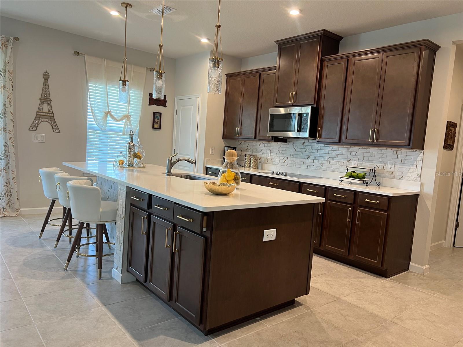 Image 6 of 26 For 1896 Basenji Drive