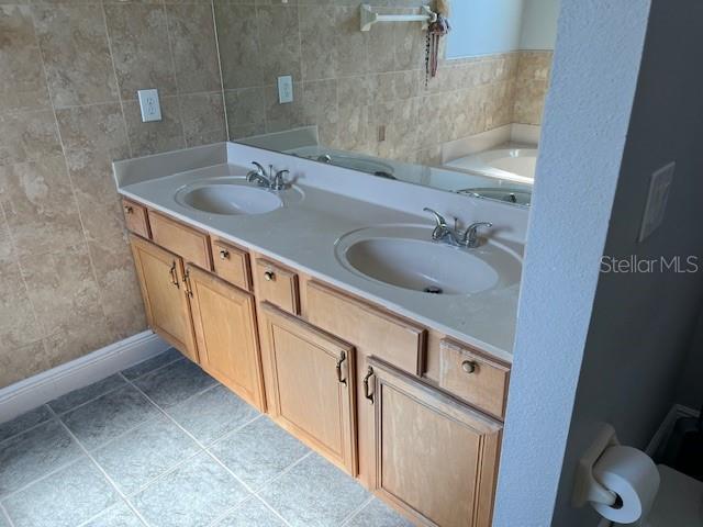 Image 36 of 47 For 9721 Old Patina Way