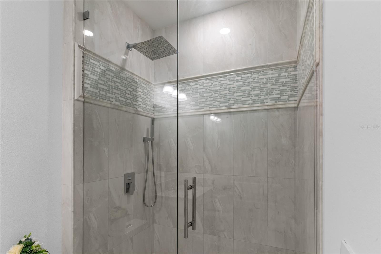 Image 22 of 42 For 17795 Blazing Star Circle