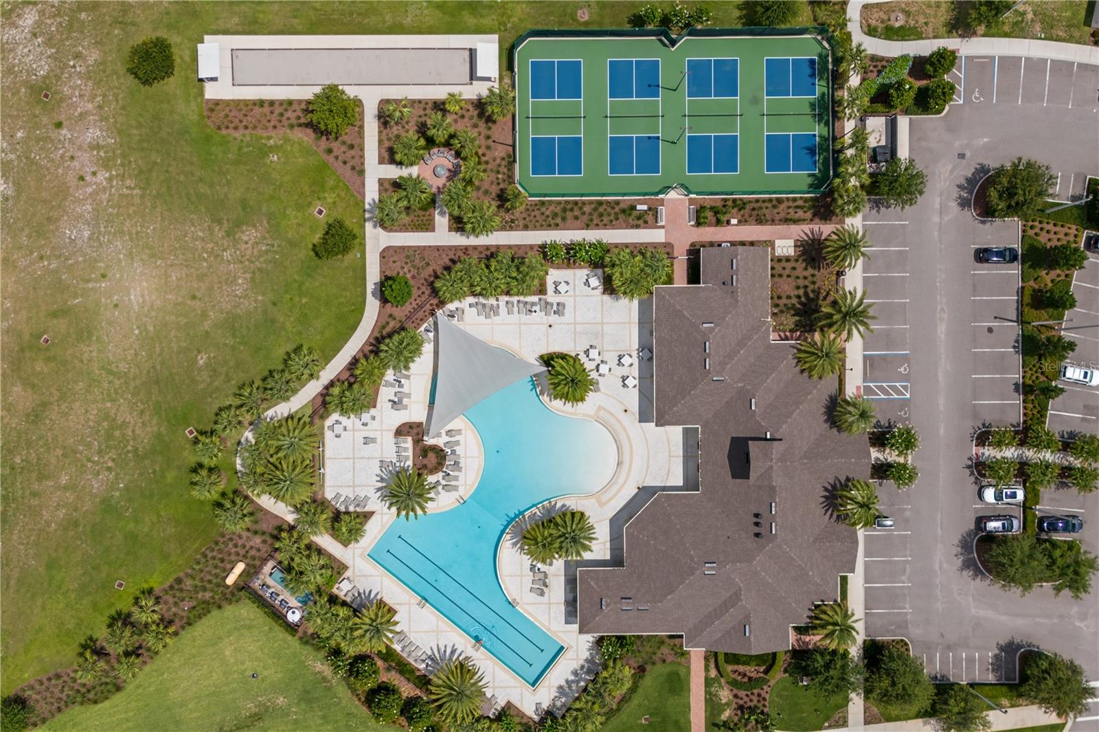 Image 40 of 42 For 17795 Blazing Star Circle