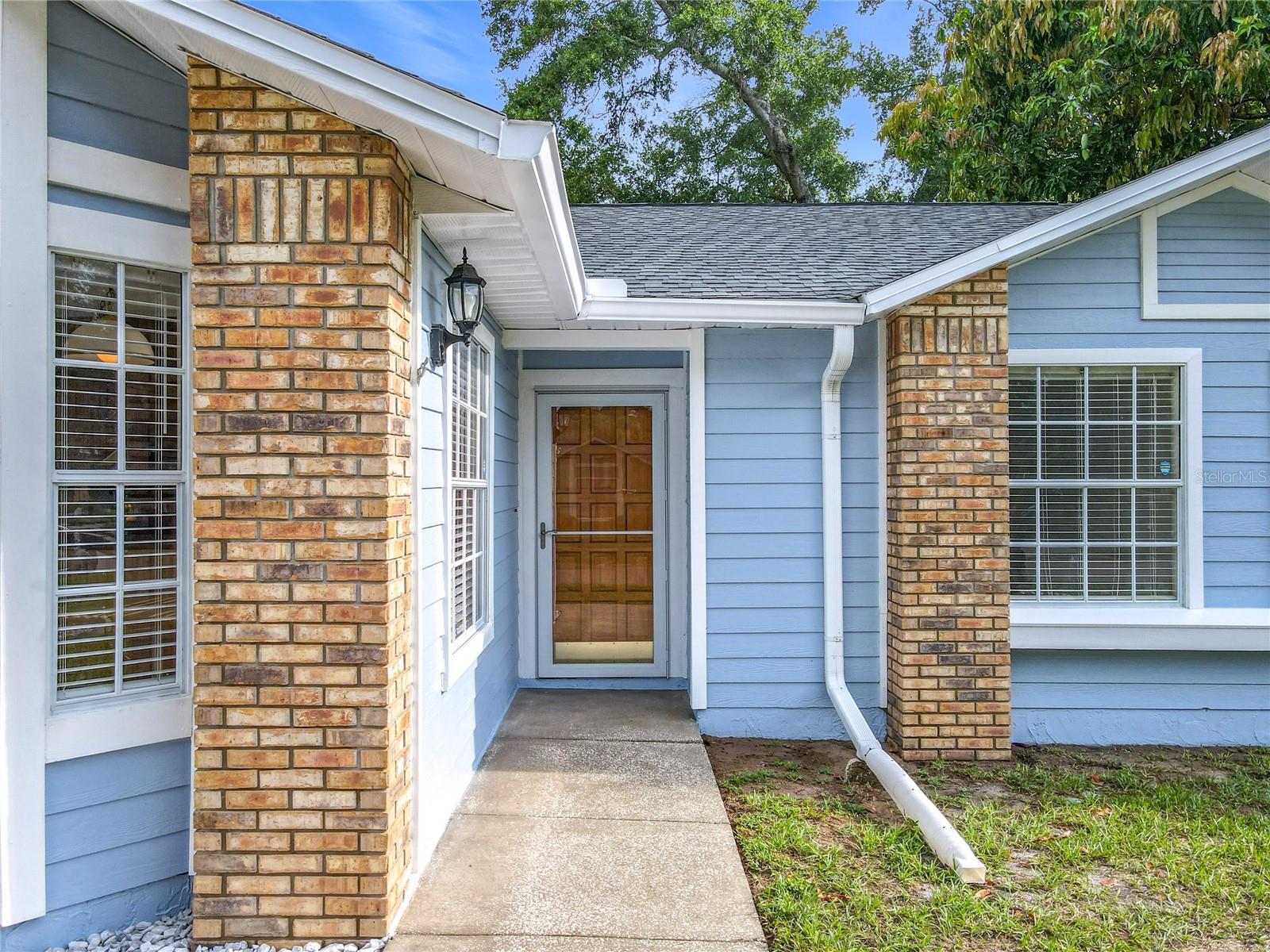 Image 2 of 42 For 5452 Higgins Way