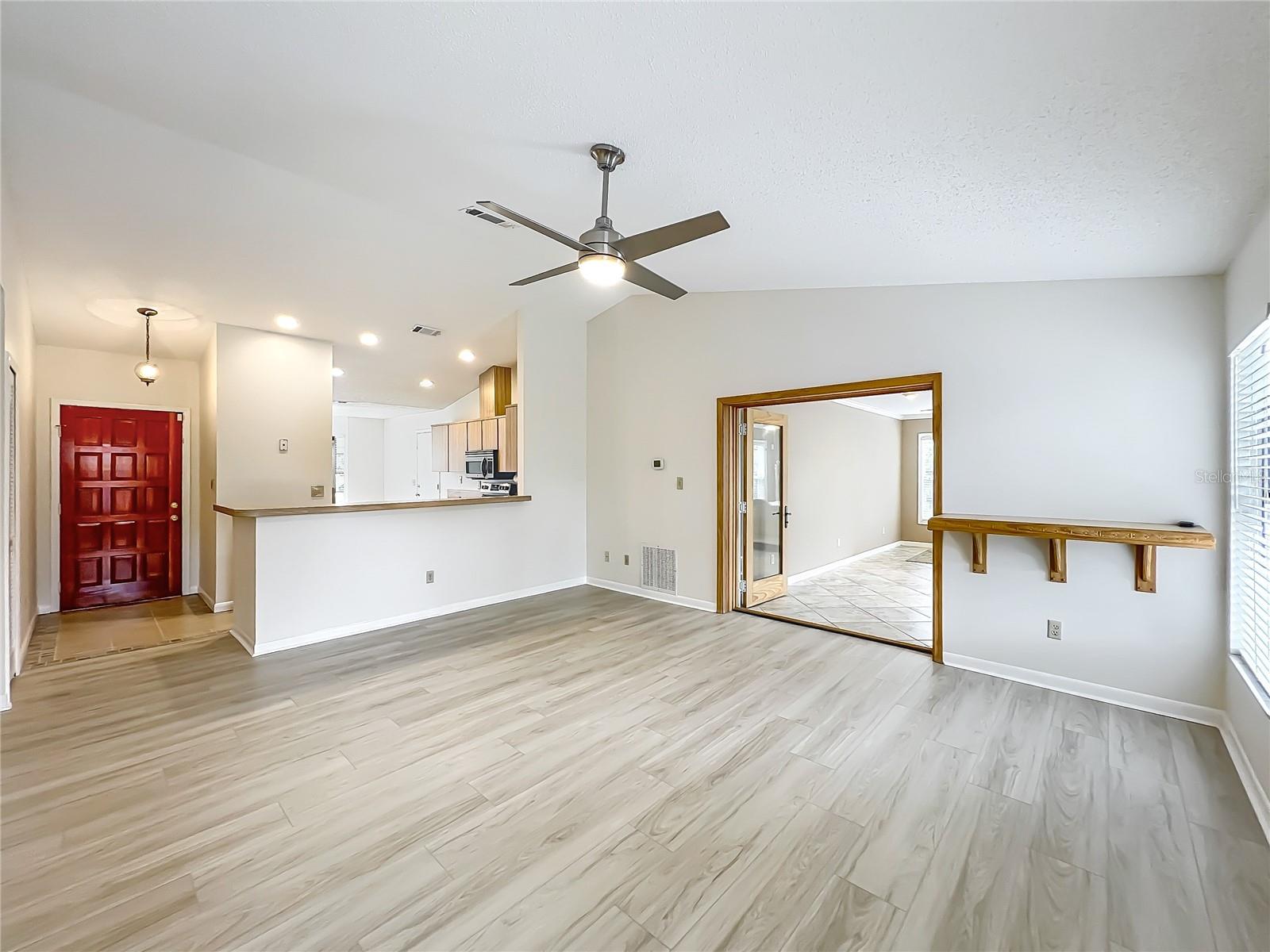 Image 3 of 42 For 5452 Higgins Way