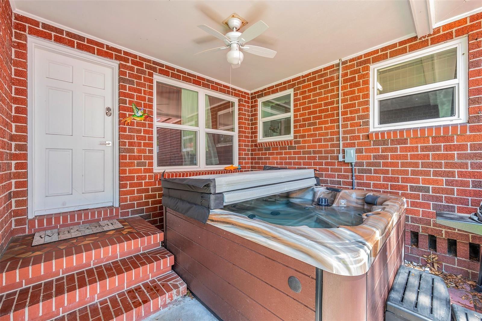 Image 3 of 28 For 2601 Upton Street S