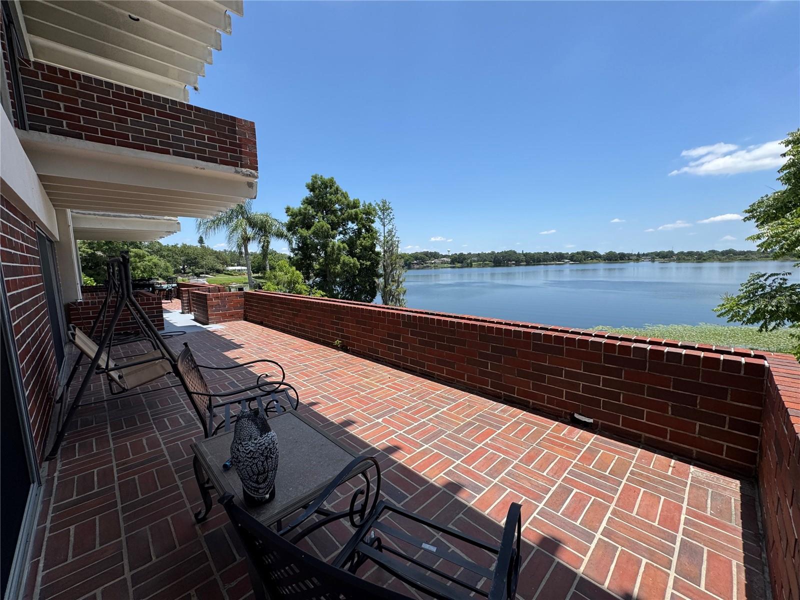 Listing photo id 21 for 550 Lake Otis Drive Se