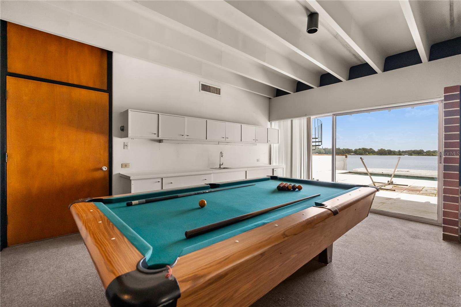Listing photo id 35 for 550 Lake Otis Drive Se
