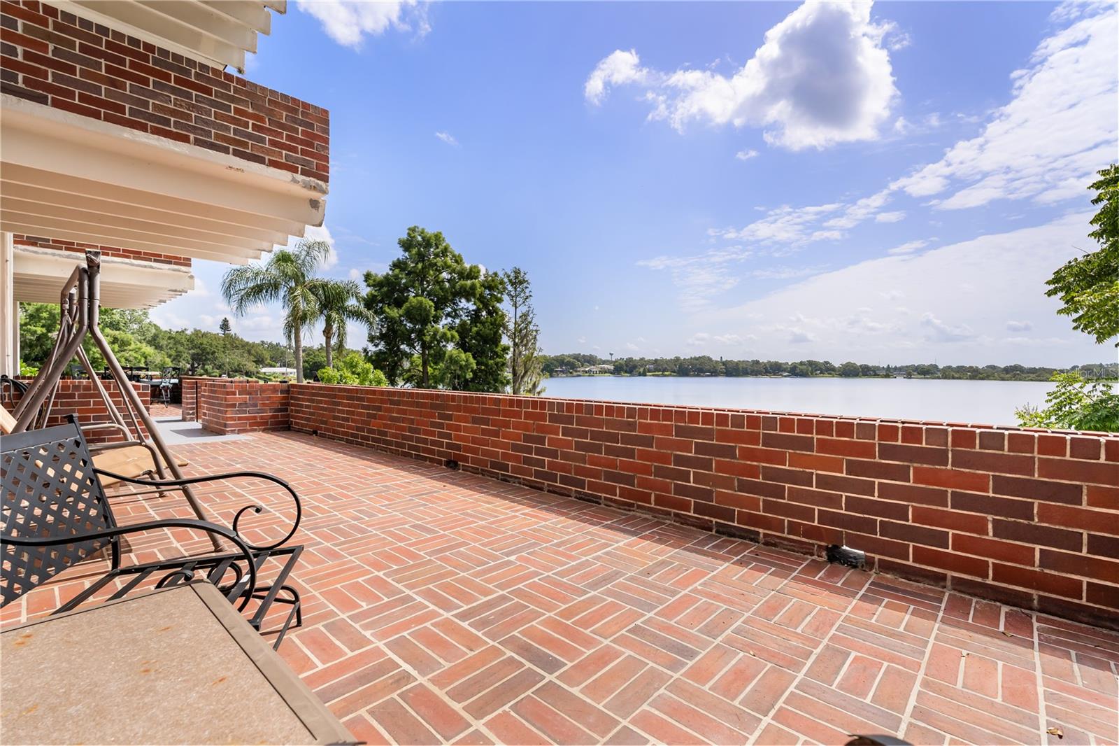 Listing photo id 54 for 550 Lake Otis Drive Se