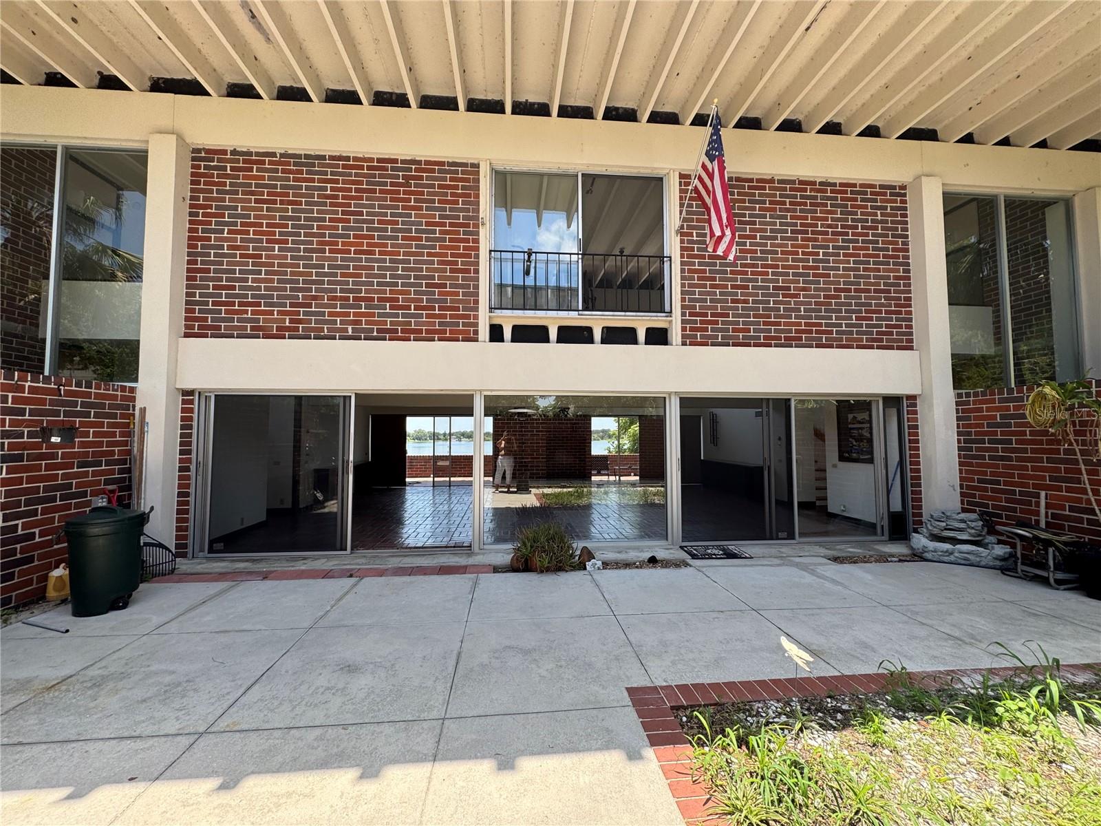 Listing photo id 59 for 550 Lake Otis Drive Se