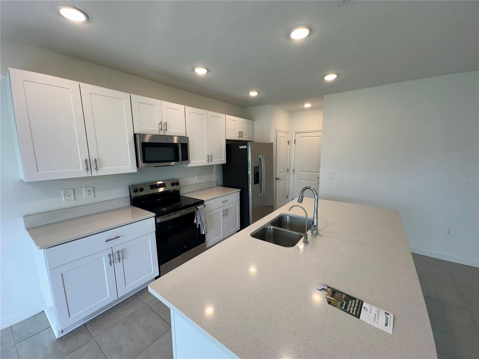 Image 4 of 18 For 349 Wayland Dr