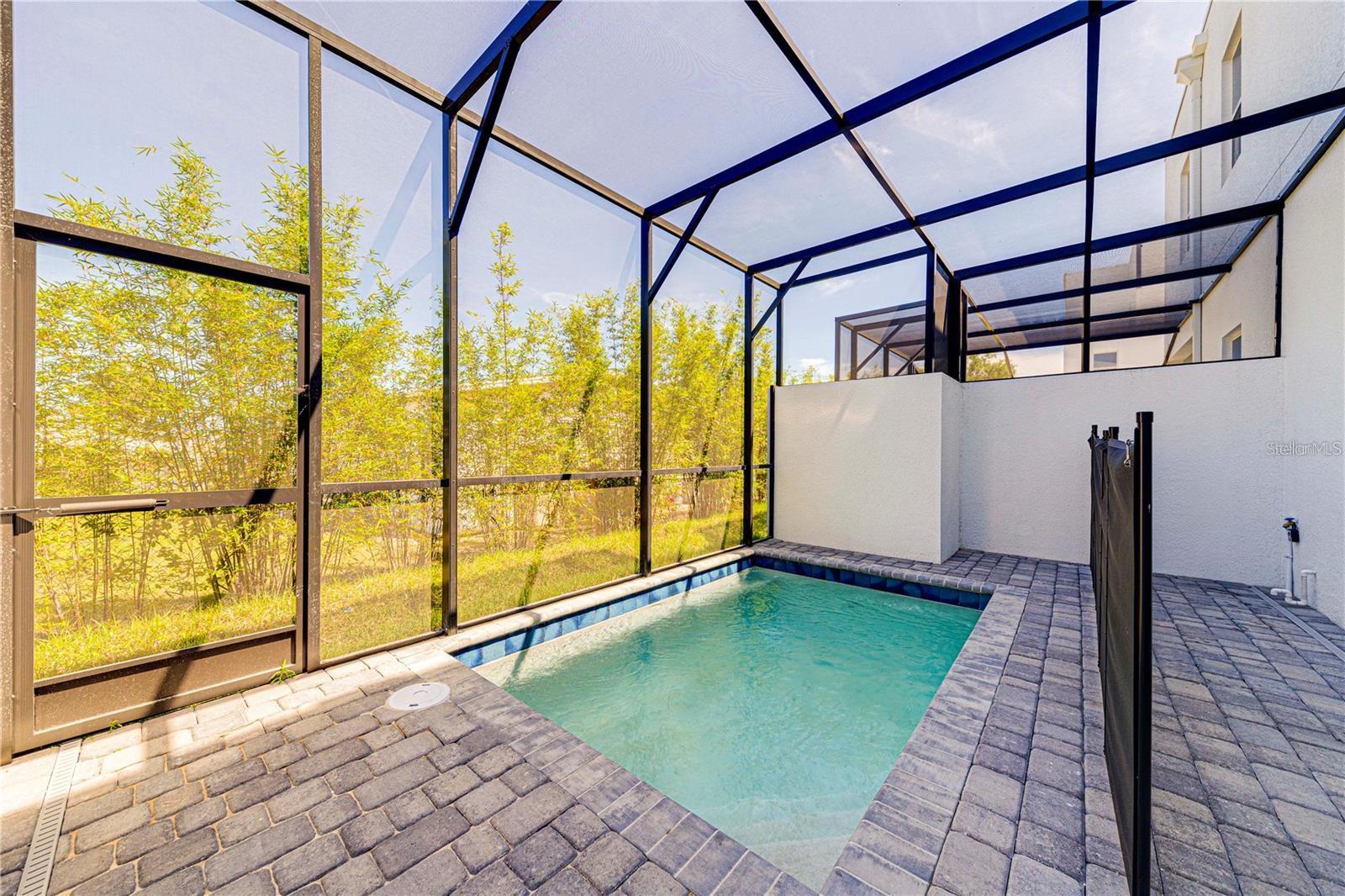 Image 4 of 16 For 400 Famagusta Drive