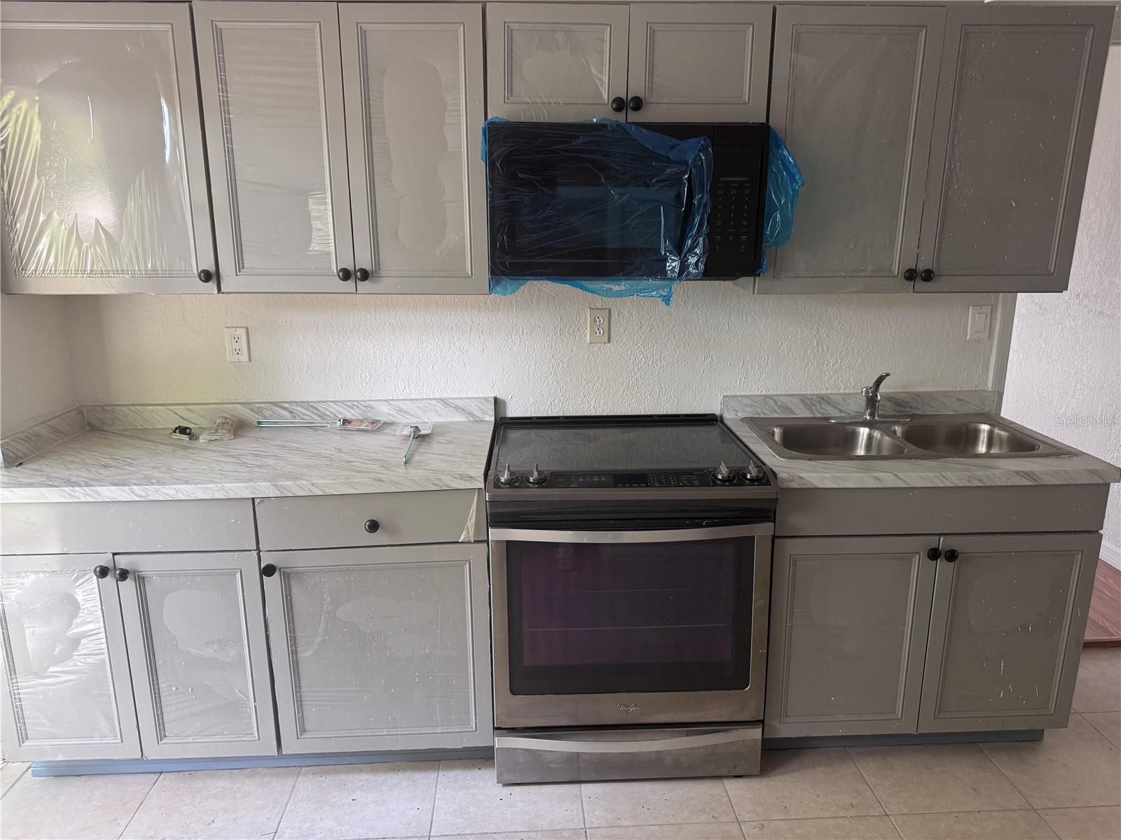 Image 16 of 20 For 822 5th St  