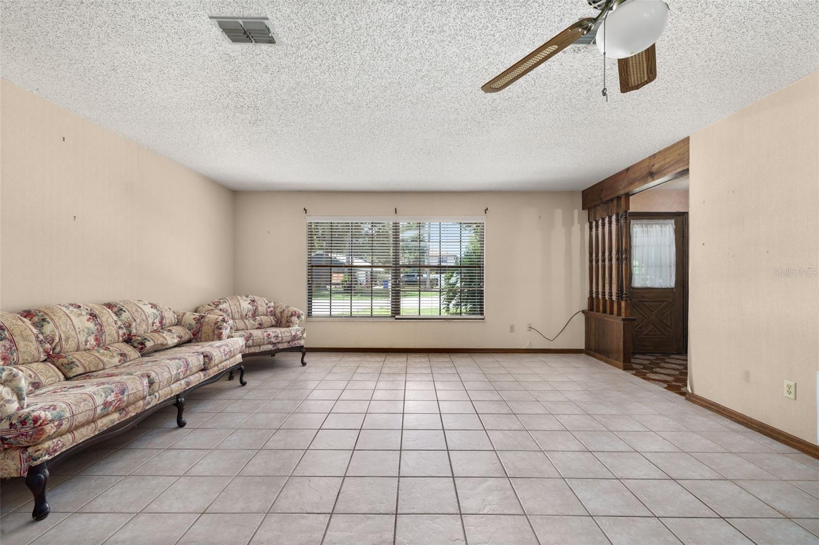 Image 11 of 51 For 4307 Oak Court