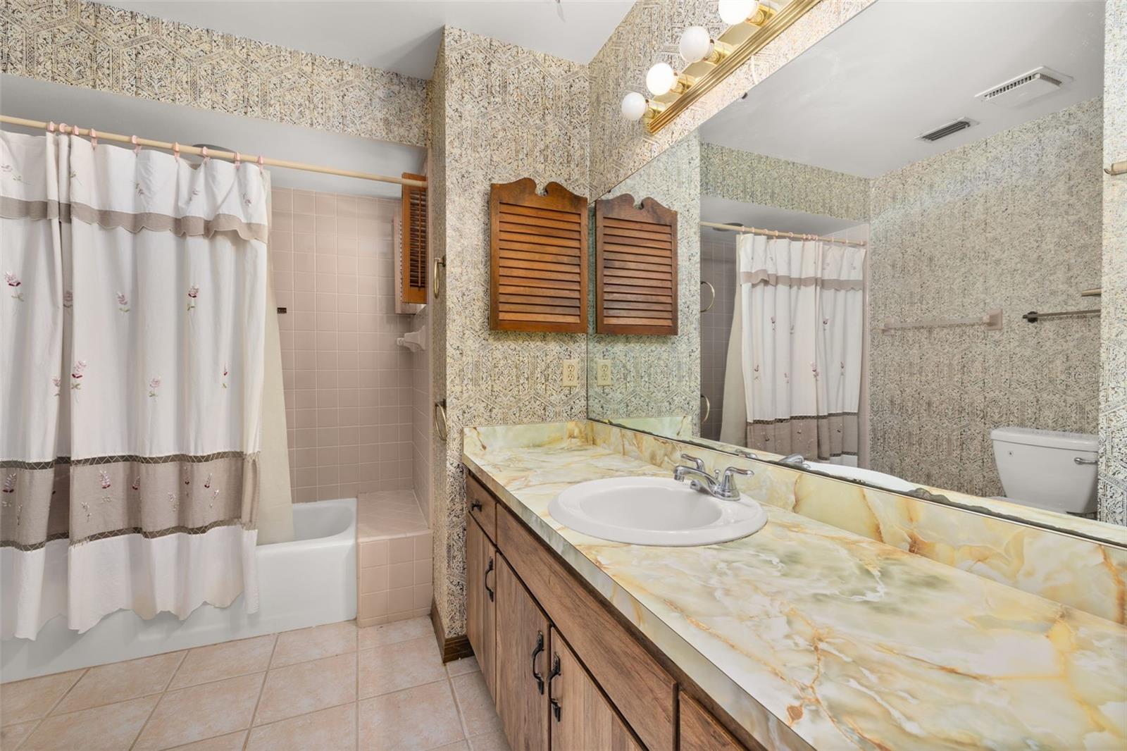 Image 27 of 51 For 4307 Oak Court