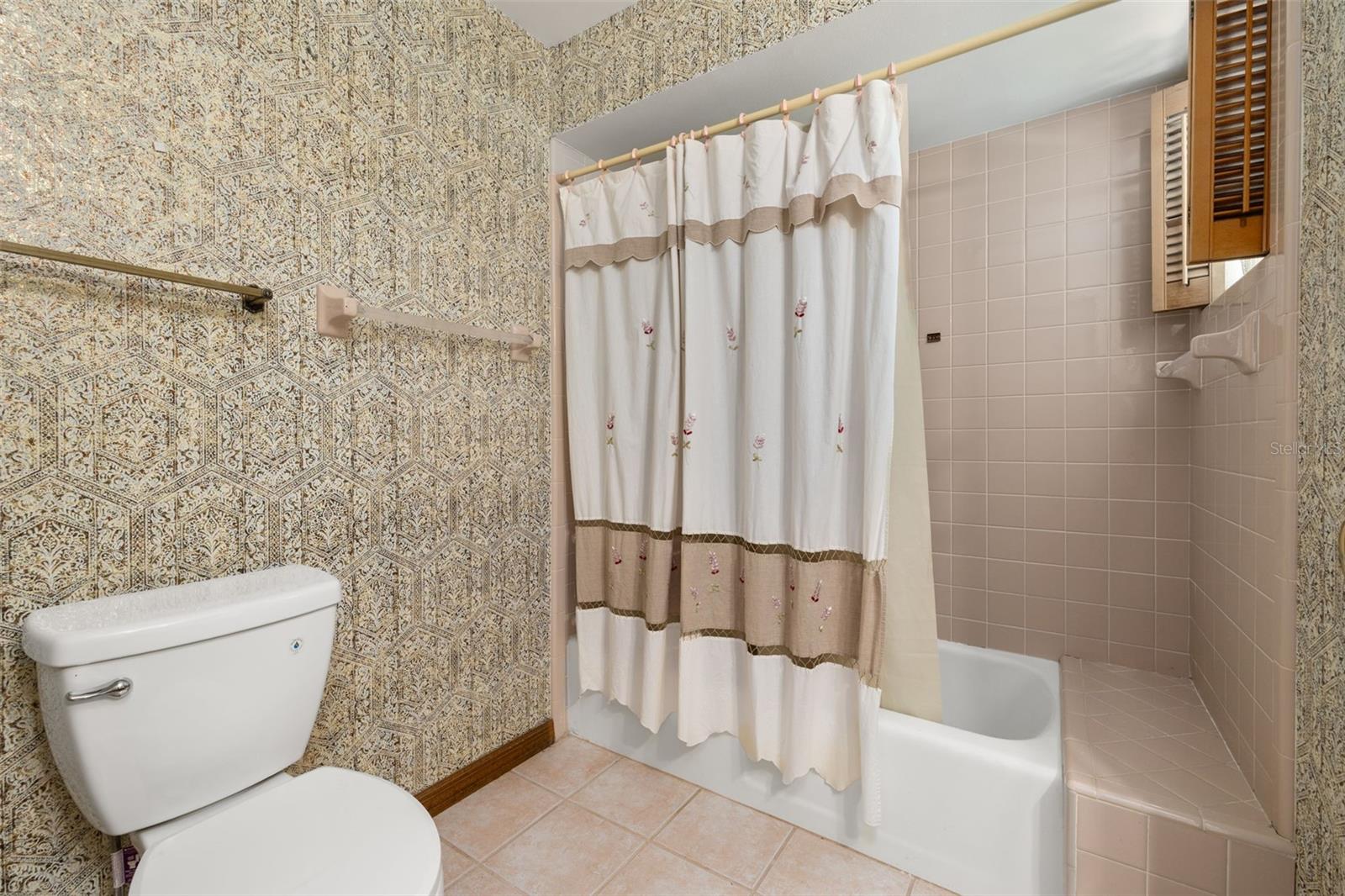 Image 28 of 51 For 4307 Oak Court