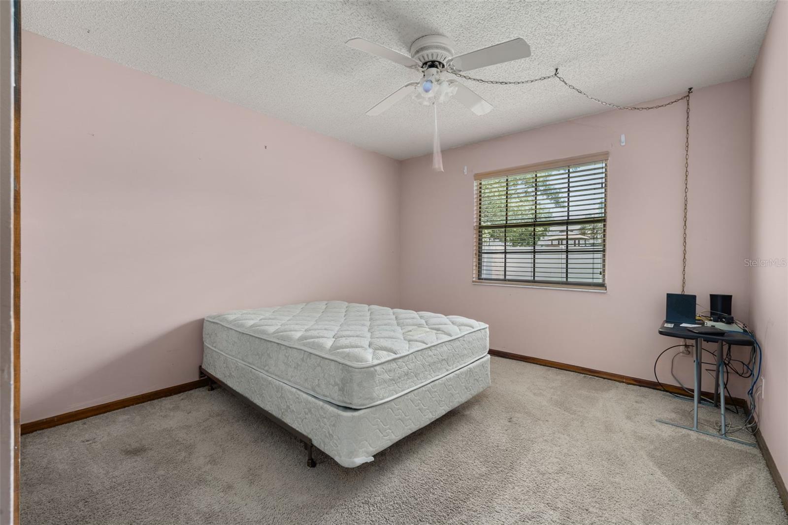 Image 29 of 51 For 4307 Oak Court