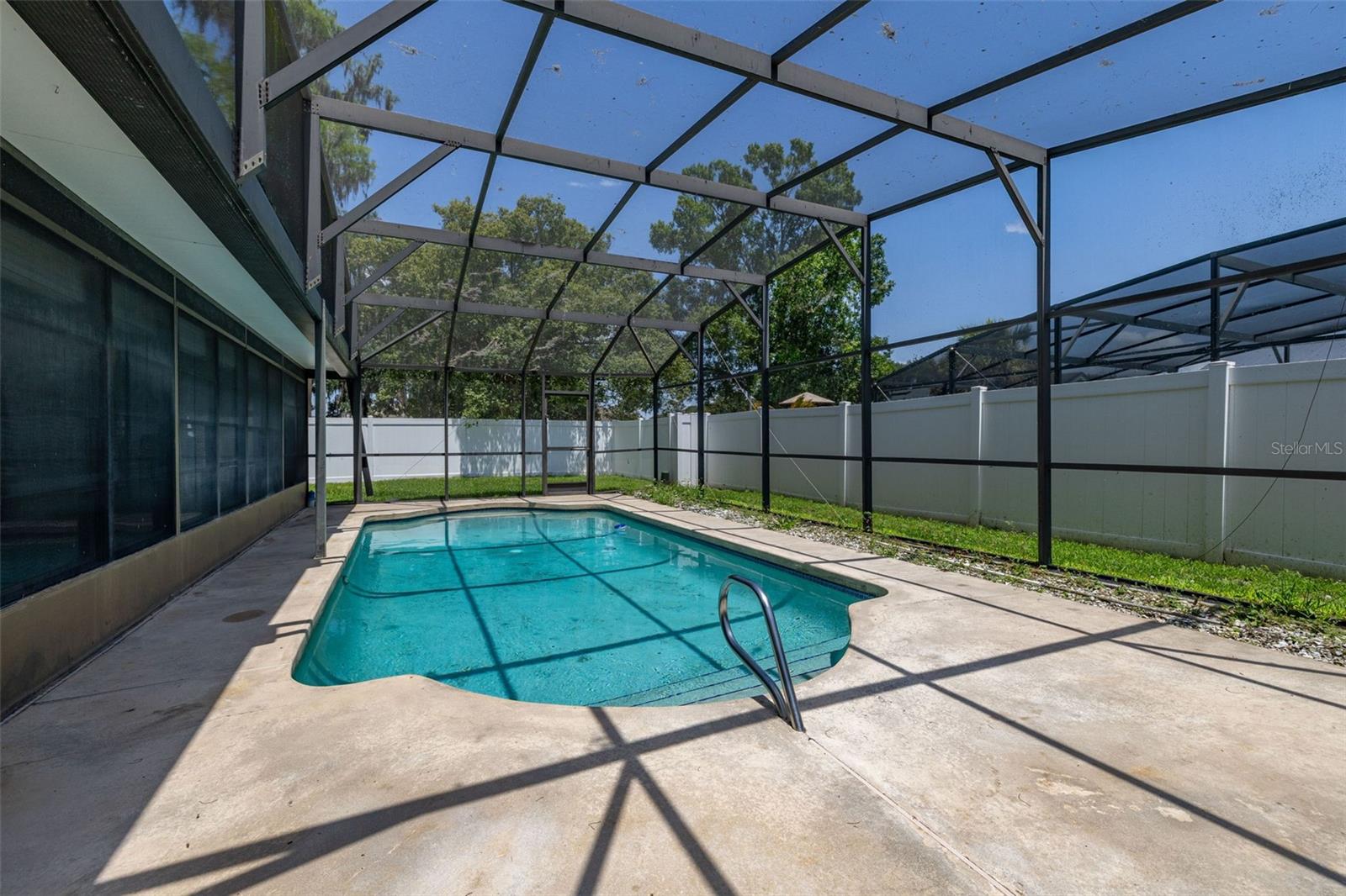 Image 39 of 51 For 4307 Oak Court