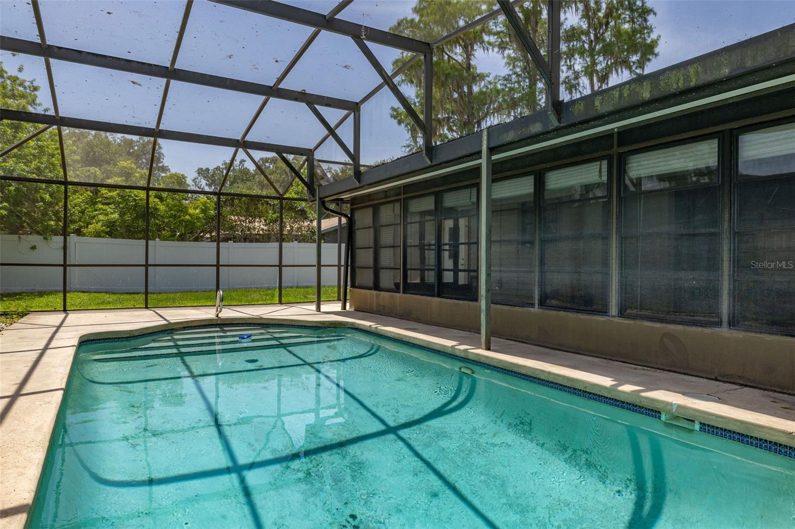 Image 43 of 51 For 4307 Oak Court