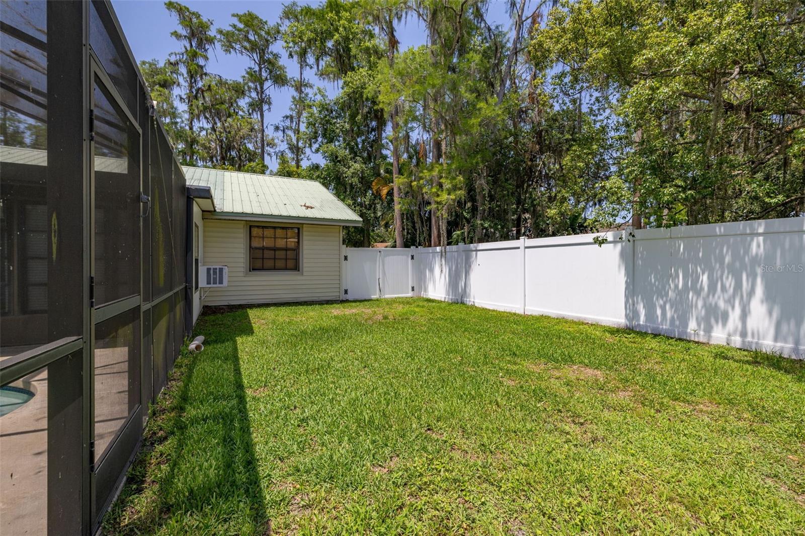 Image 46 of 51 For 4307 Oak Court