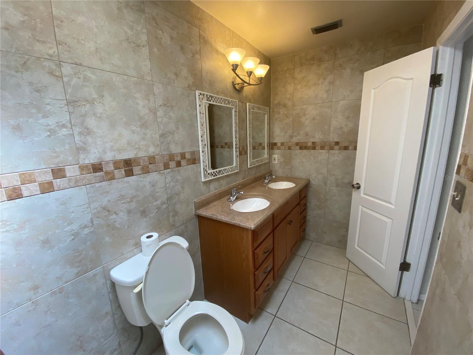 Image 12 of 20 For 1768 Foxhall Circle 1768