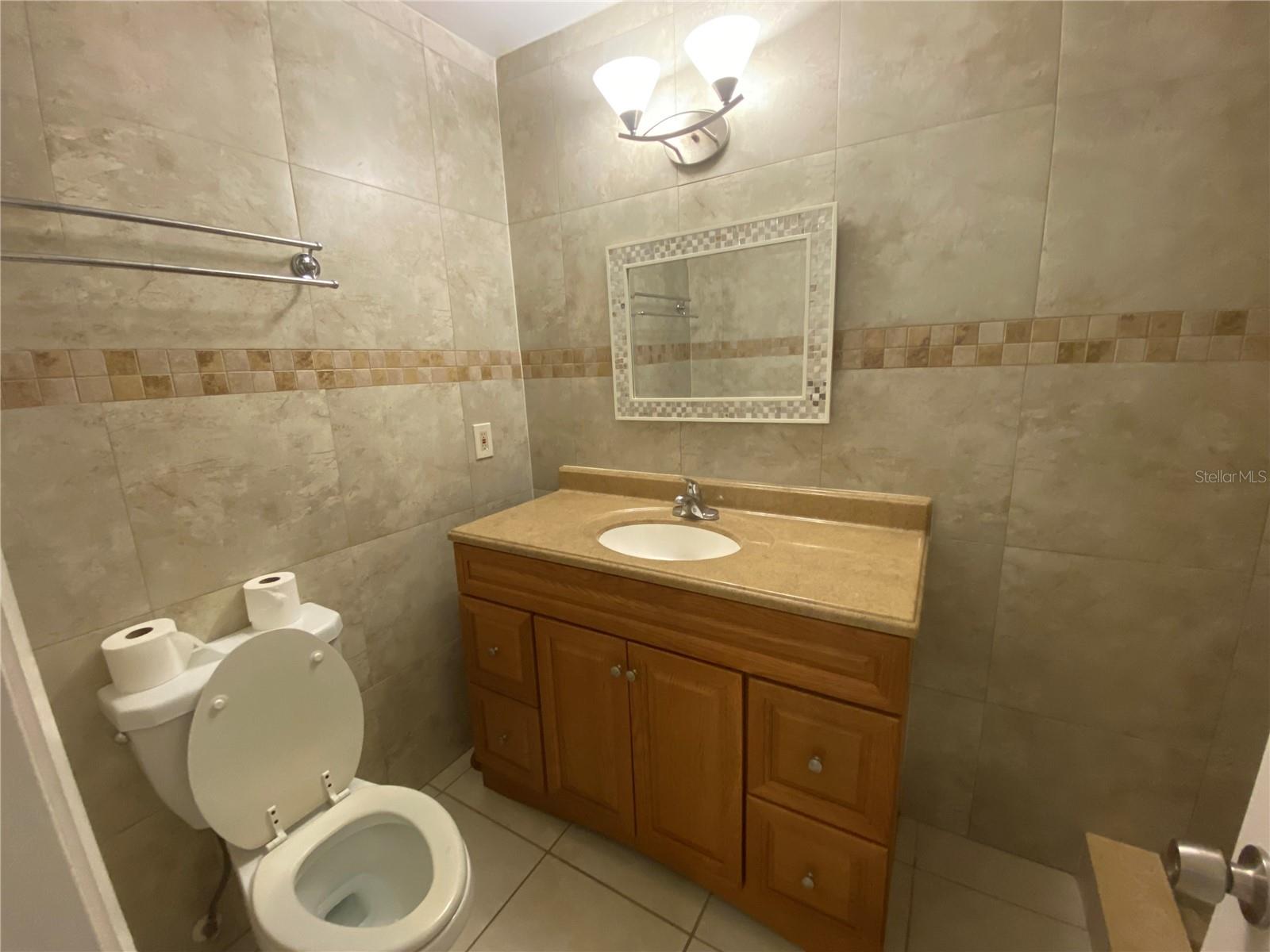 Image 18 of 20 For 1768 Foxhall Circle 1768