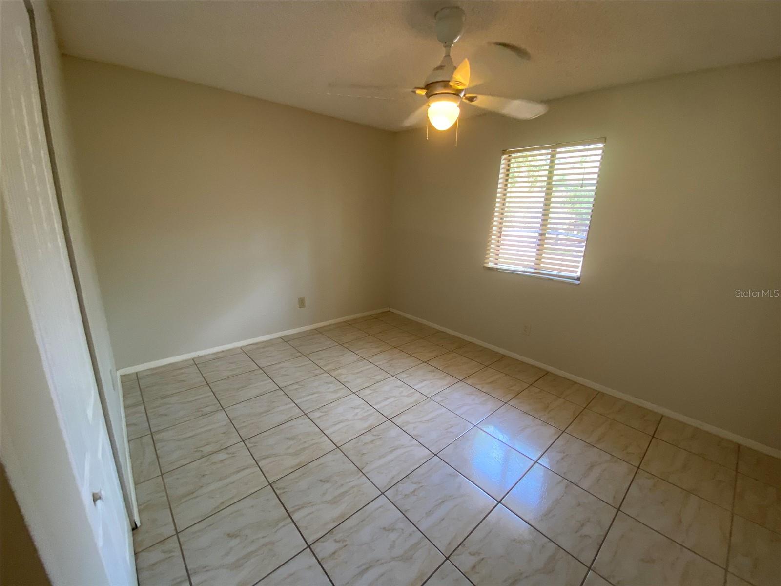 Image 4 of 20 For 1768 Foxhall Circle 1768