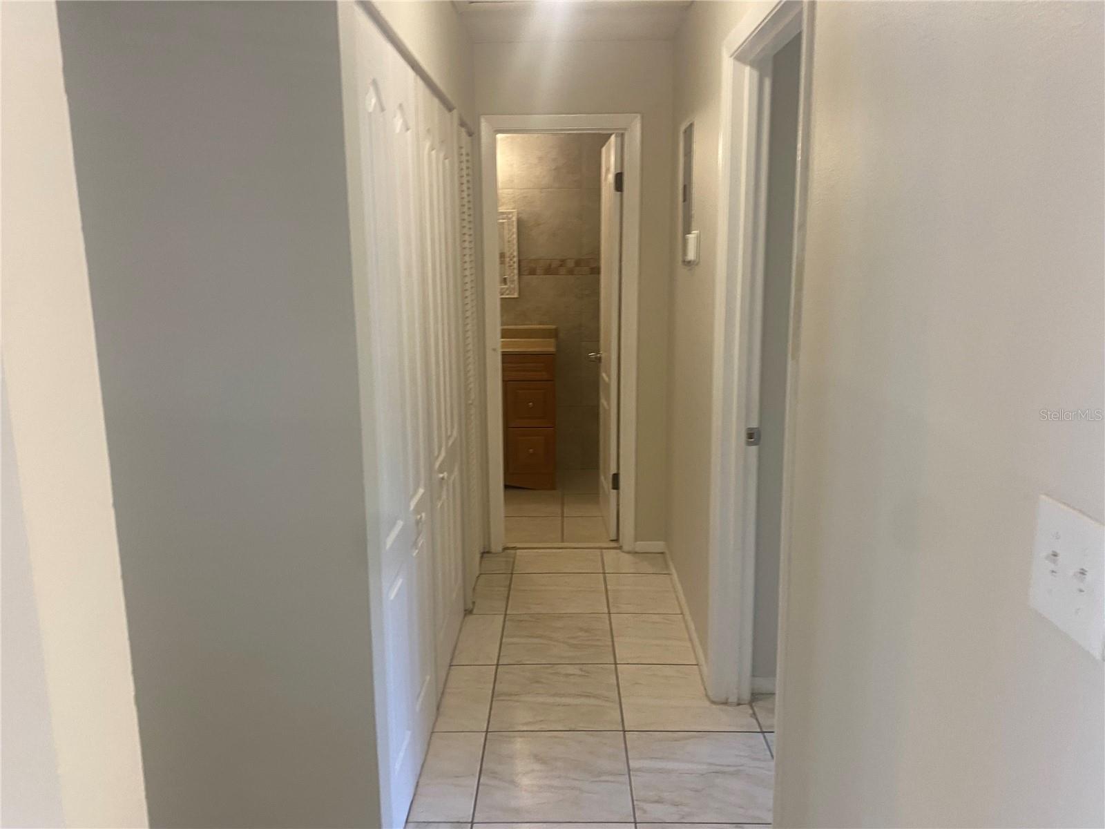 Image 8 of 20 For 1768 Foxhall Circle 1768