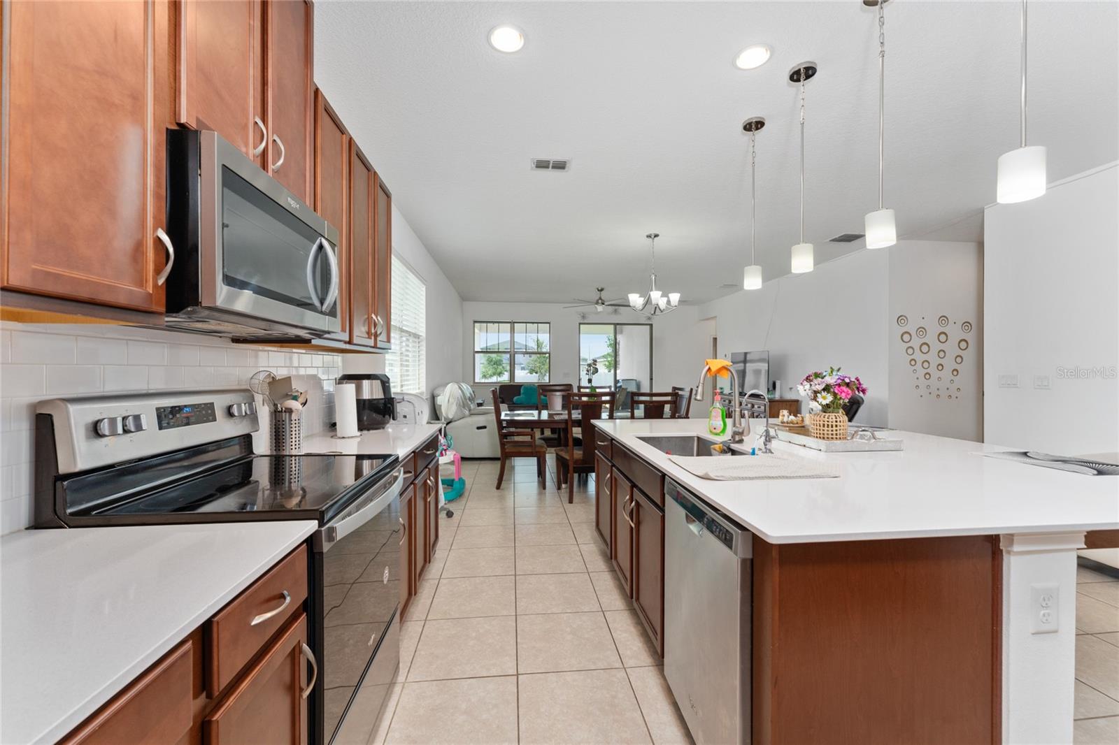 Image 15 of 34 For 6651 Syreeta Lane