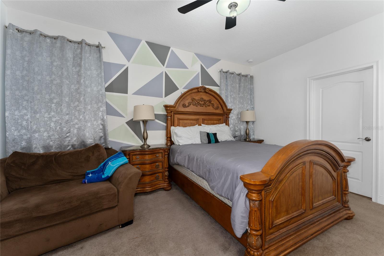 Image 19 of 34 For 6651 Syreeta Lane