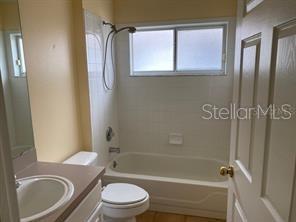 Image 14 of 16 For 5162 Hook Hollow Circle