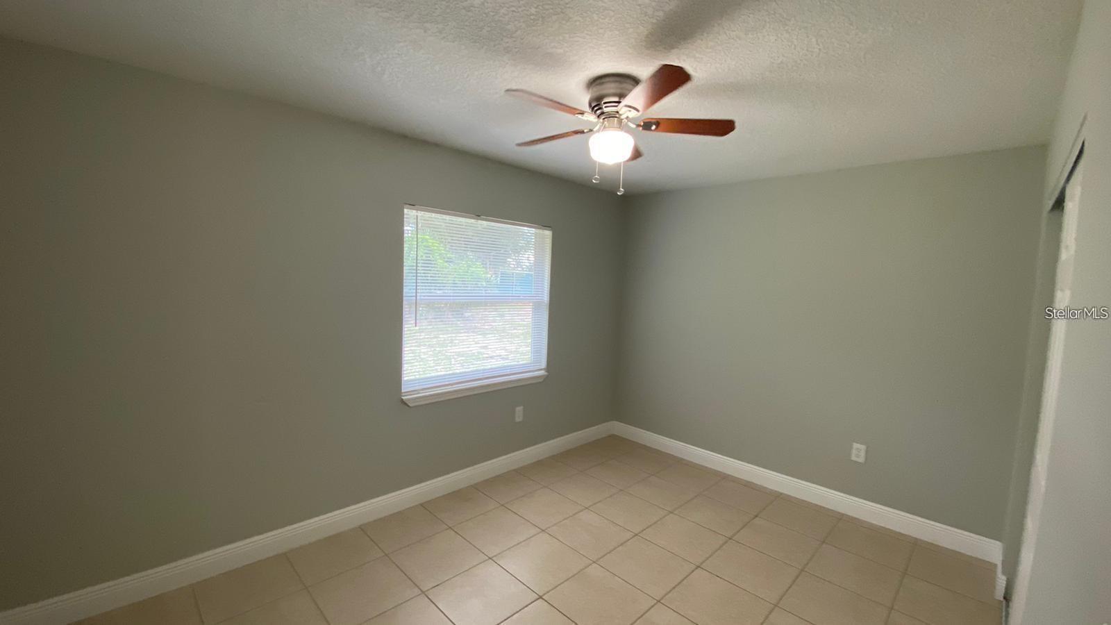 Image 7 of 12 For 152 Julie Lane Unit B