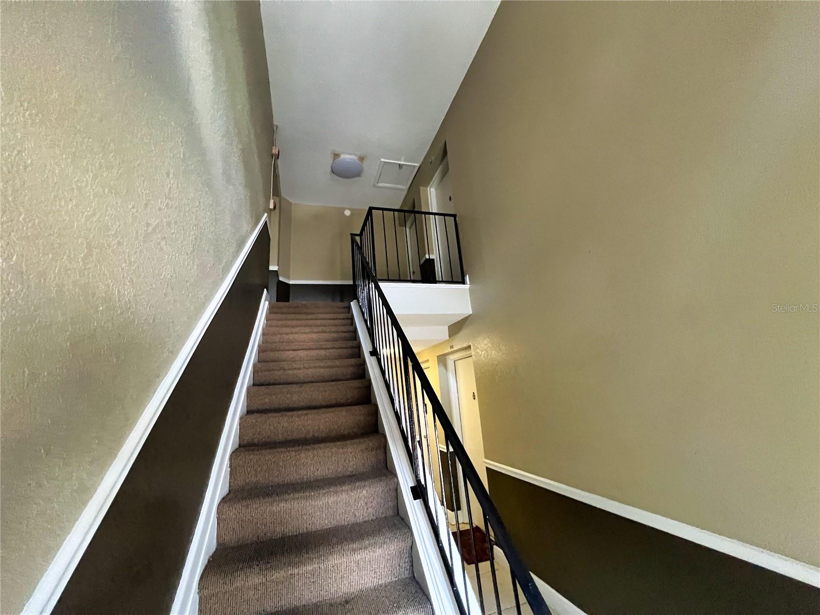 Listing photo id 8 for 13824 Orange Sunset Drive 202