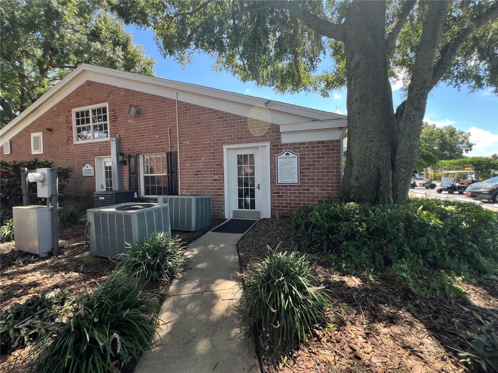 Listing photo id 15 for 13824 Orange Sunset Drive 202