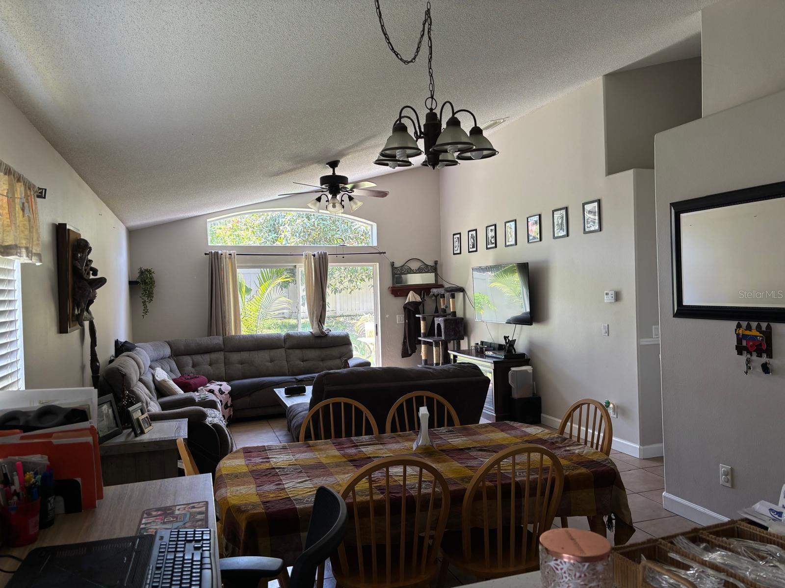 Image 4 of 6 For 5227 Alavista Drive